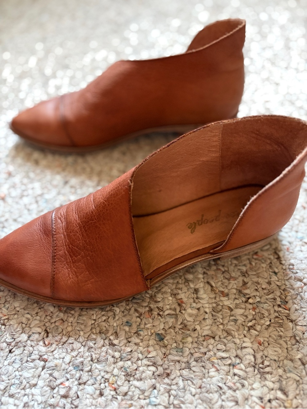 Free People Royale Flat Cutout leather bootie cognac brown women size 40.5 9-9.5 - Picture 3 of 6
